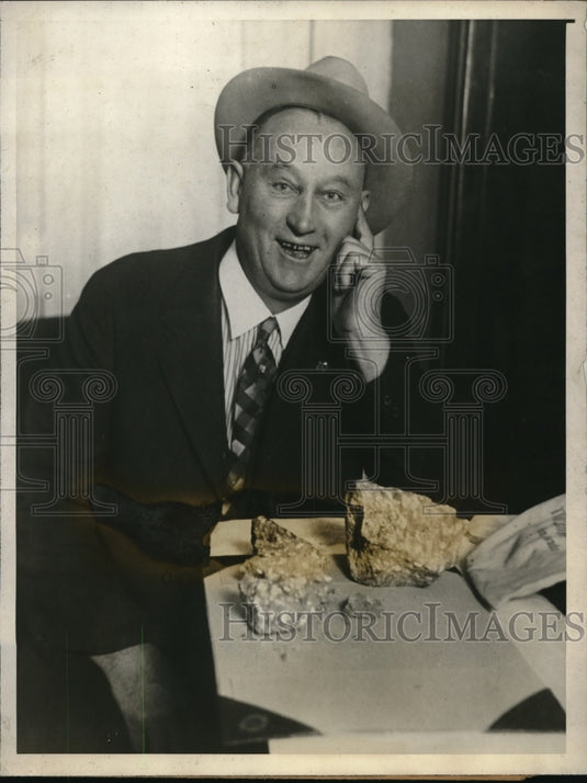 1923 Press Photo an Whitaker owner of silvermine near San Francisco