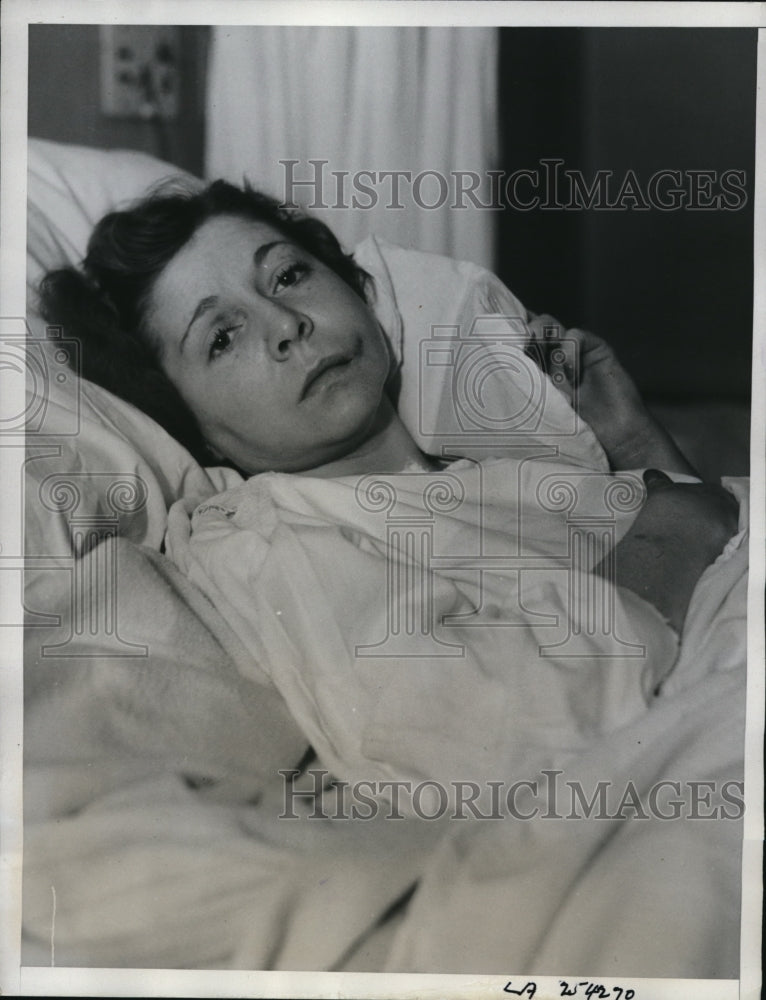 1934 Press Photo Bessie Silver in Hospital After Assault