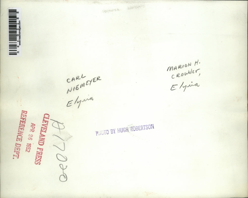 1952 Press Photo Carl Niemeyer and Marion H. Crowder of Elyria