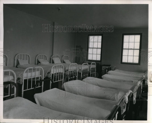 1955 Press Photo mass quarentine hospital facility