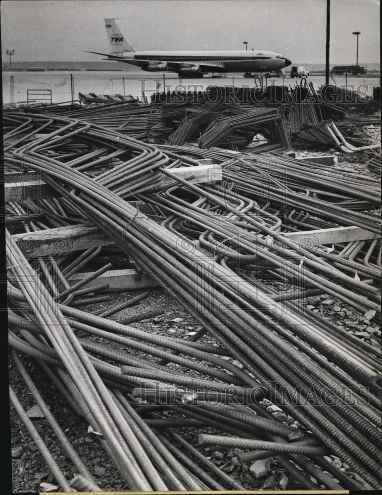 1966 Press Photo Frankfurt Germany construction supplies at airport