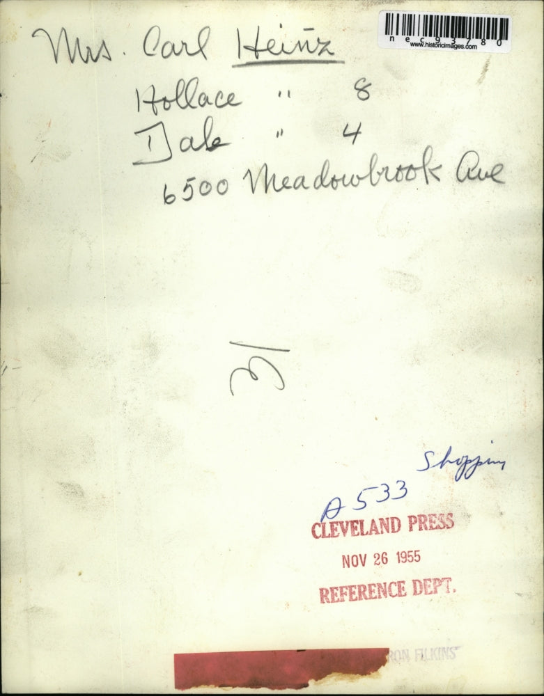 1955 Press Photo Mrs Carl Heinz with kids Wallace & Dale in Cleveland