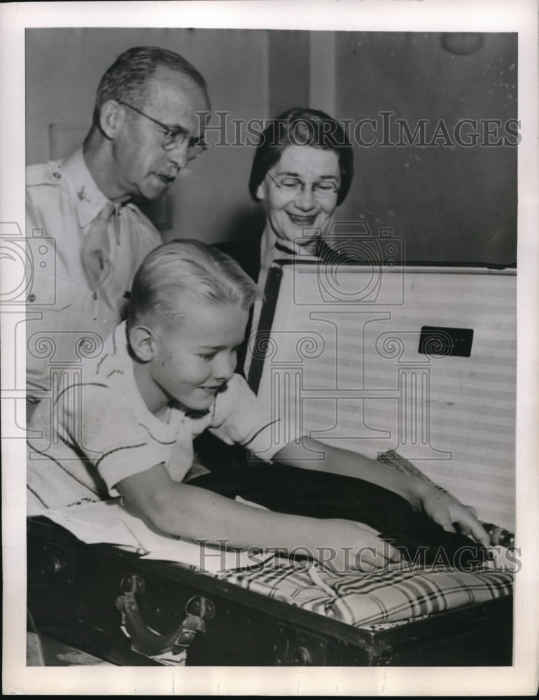 1945 Press Photo Pittsburgh Pennsylvania Rat Deverseux Wake Island Commander