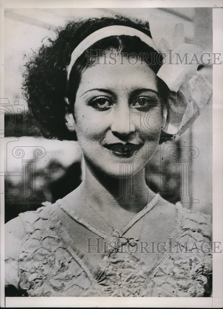 1935 Press Photo Miss Tunis of miss Universe at Stade Du Hevsel Brussels Belgium- Historic Images