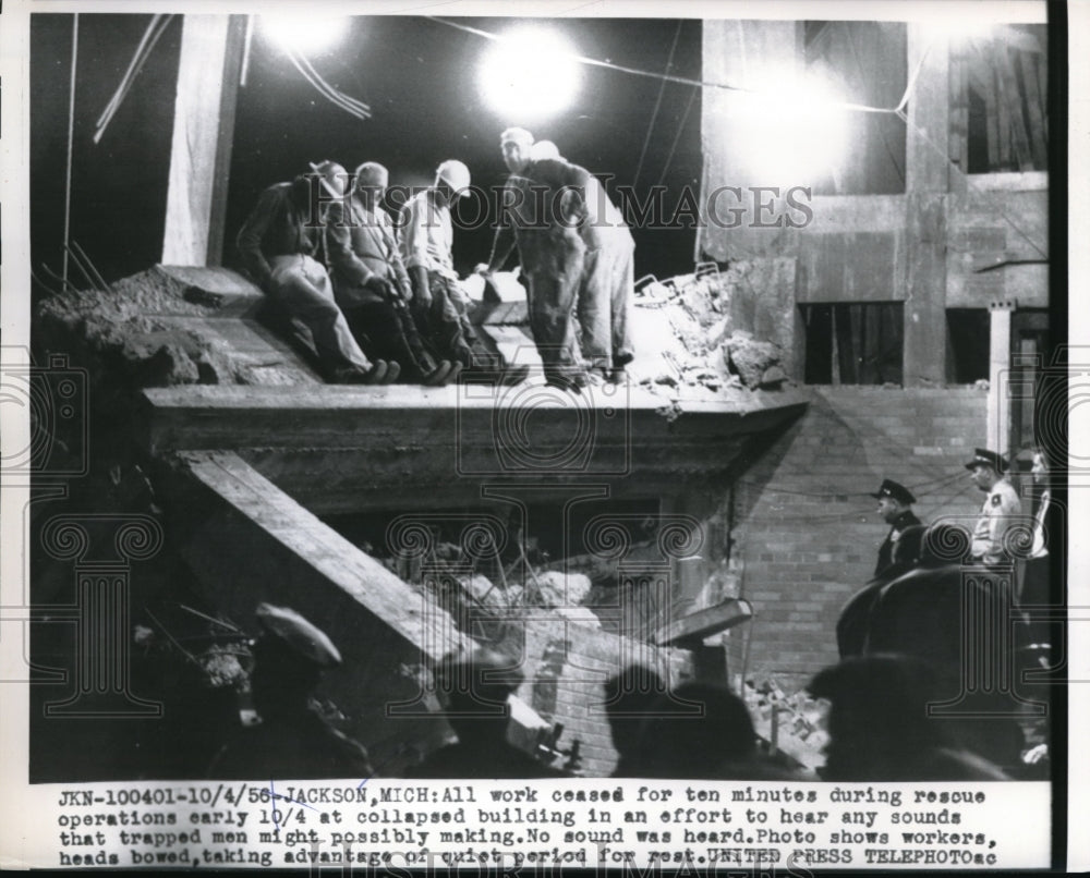 1956 Press Photo Rescue work at Jackson Mich building collapsed
