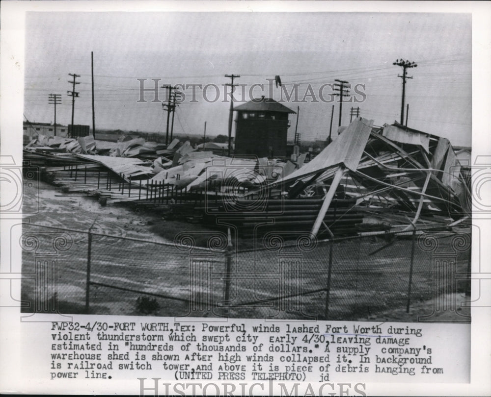 1954 Press Photo Ft Worth Texas wreckage  from violent storms- Historic Images