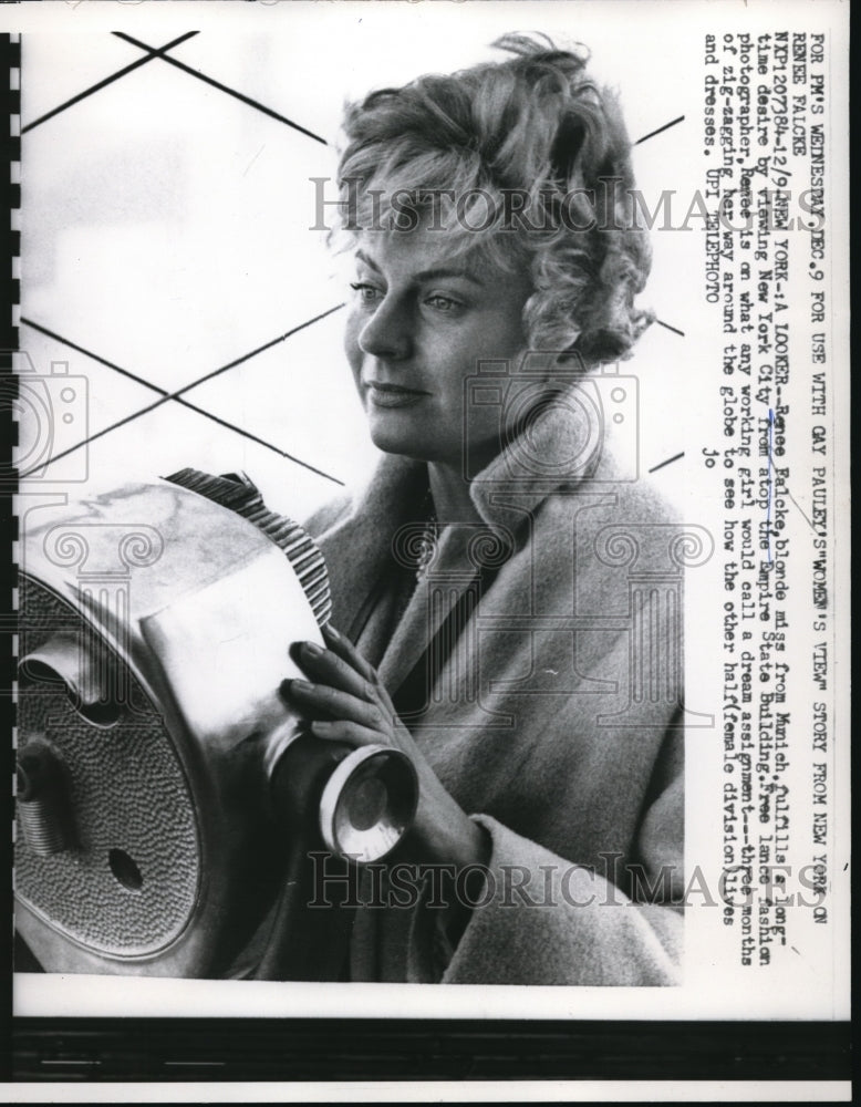 1959 Press Photo Renee Falcke views New York from atop Empire State Building