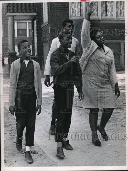 1966 Press Photo Joseph, Rbt,Lloyd & Mrs Owen L Gaston of Cleveland