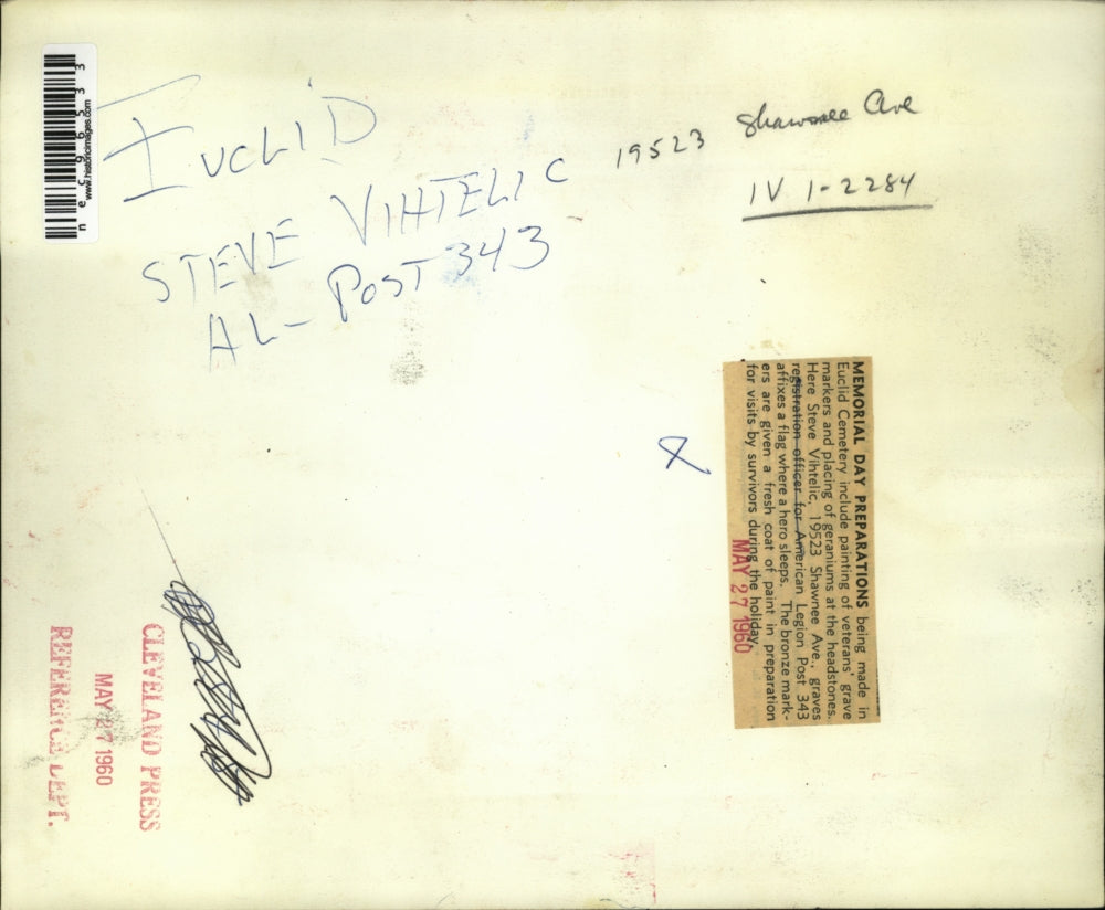 1960 Press Photo Memorial day preparations in Euclid Cemetery - nec96533