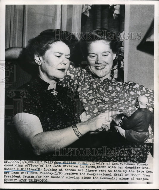 1951 Press Photo Berkely Calif Mrs Wm F Dean & daughter Mrs Rbt Williams