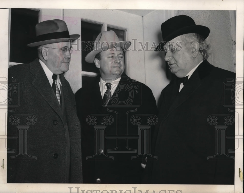 1948 Press Photo DC Sen Tom Connally,Price Daniel, Rbt L Bobbitt