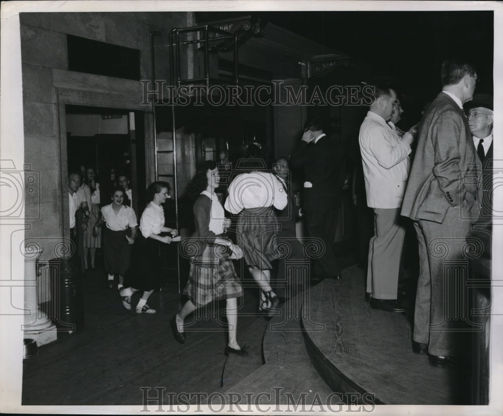 1949 Press Photo A cotton brokerage code  in the New Orleans Cotton Exchange- Historic Images