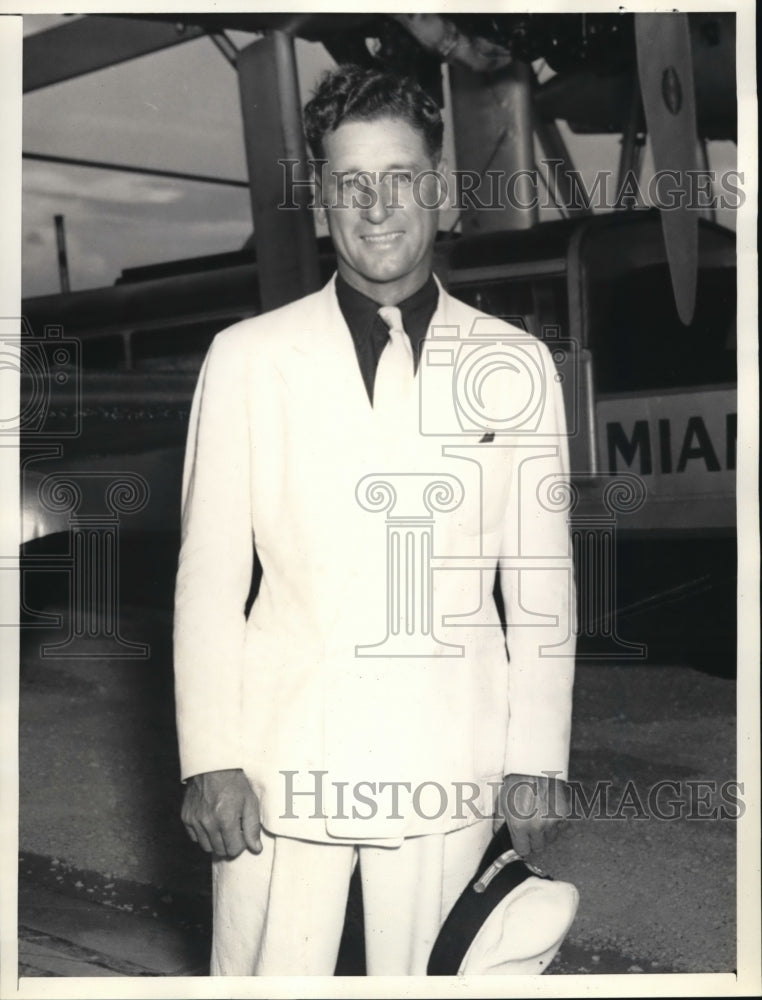 1937 Press Photo Miami Fla Howard Lanes fishing boat captain of Bimini