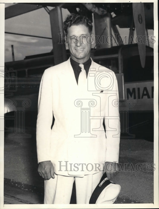 1937 Press Photo Miami Fla Howard Lanes fishing boat captain of Bimini