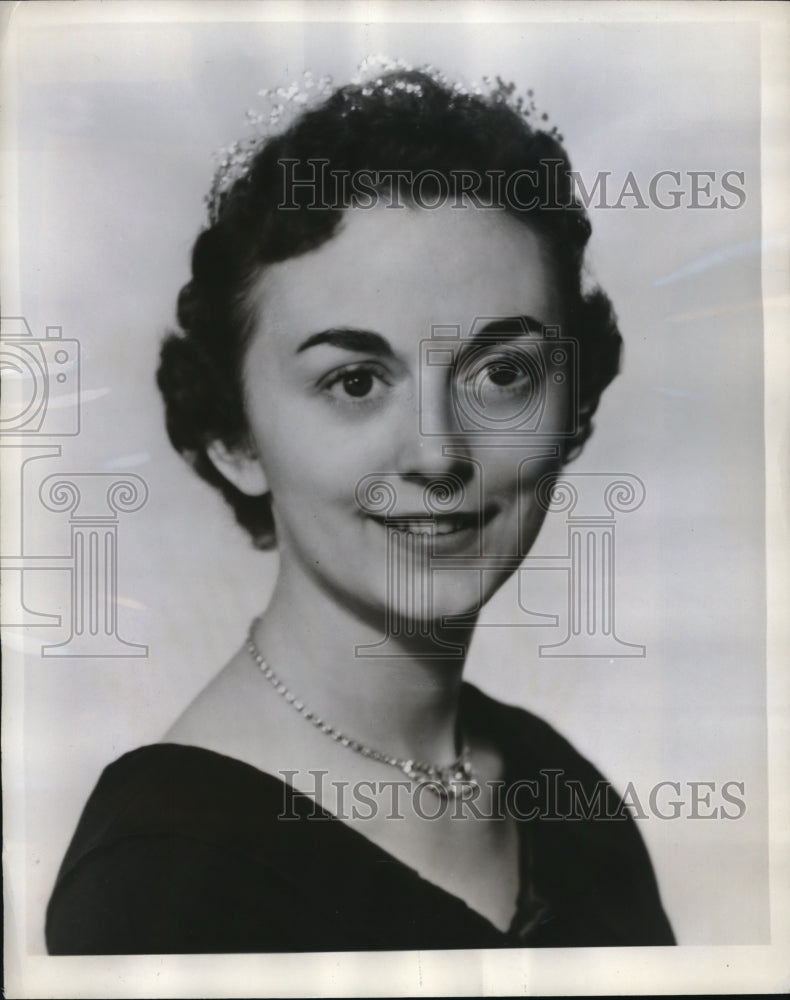 Load image into Gallery viewer, 1956 Press Photo Daytona Beach Fla Mrs Bev Lawrence chosen Mrs Delaware
