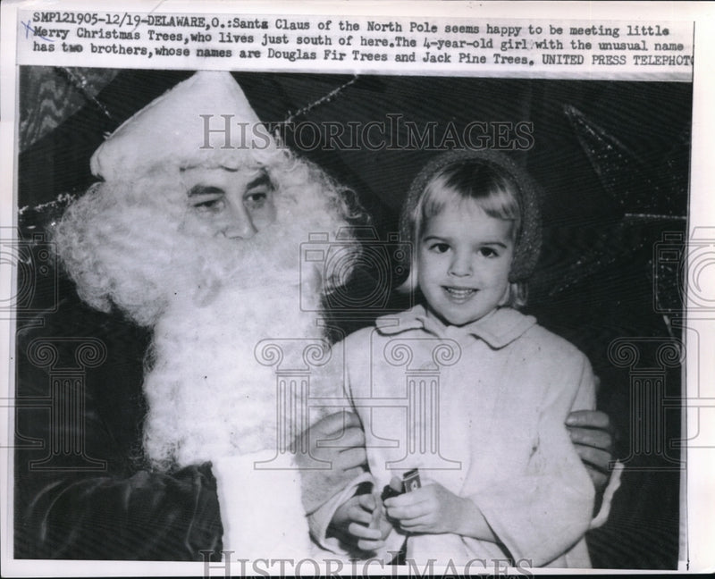 Load image into Gallery viewer, 1958 Press Photo Delaware Ohio Santa Claus &amp; little girl named Merry Christmas
