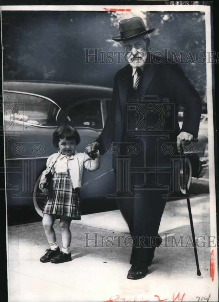 1956 Press Photo Charles Thiery, nations oldest eligible bachelor & Pamela Small