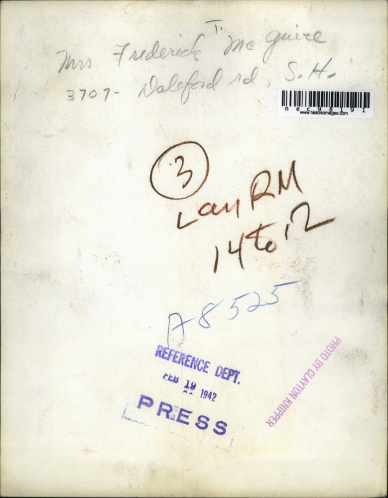 1942 Press Photo Mrs. Frederick McGuire, tennis player