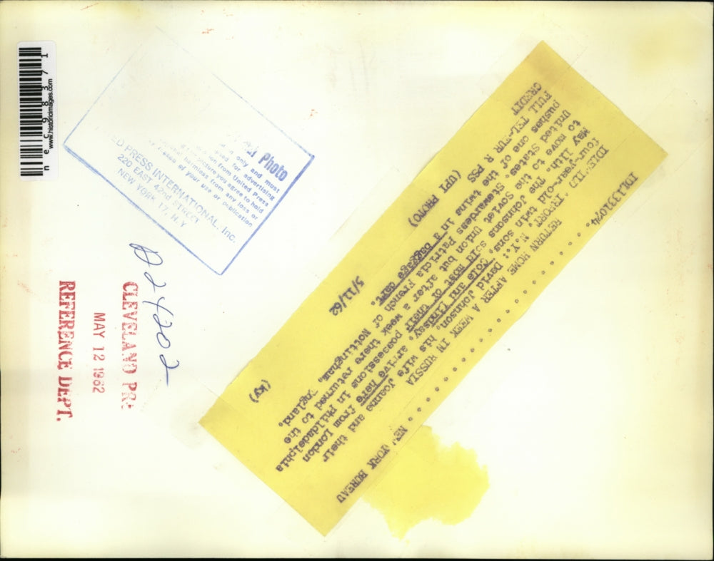 1962 Press Photo David Johnson with wife Joanna and twin kids,Cole and Lindsay