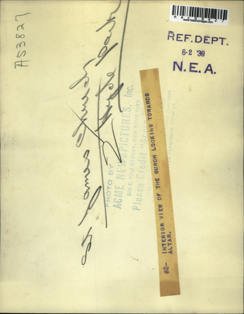 1939 Press Photo St James Church interior view looking towards altar