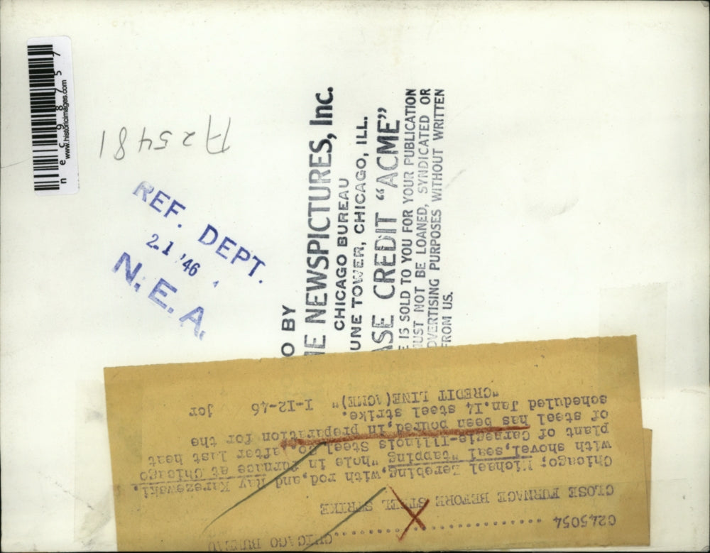 1946 Press Photo Chicago Mike Zerebing, Ray Karezewski at Ill Steel plant