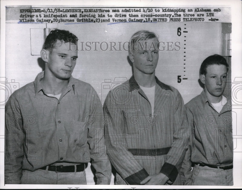 Load image into Gallery viewer, 1958 Press Photo Lawrence Kansas 3 men admit to kidnapping Alabama cab driver
