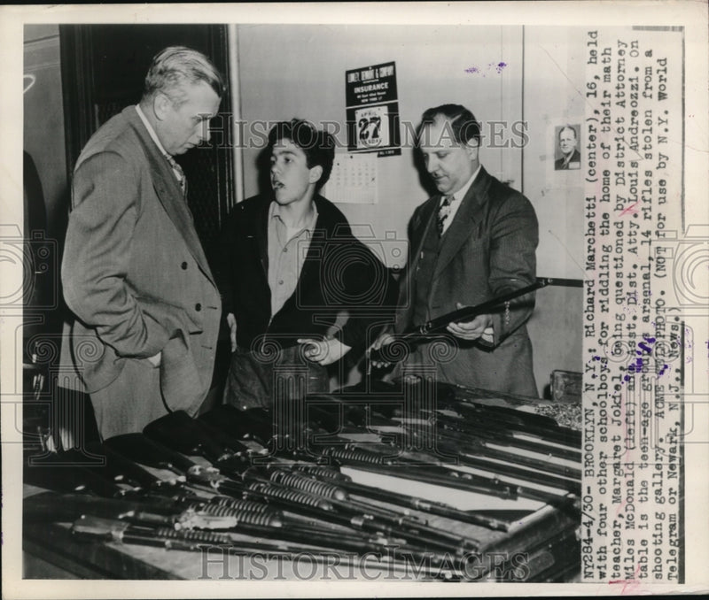 Load image into Gallery viewer, 1948 Press Photo Richard Marchatti with District Atty.Miles McDonald
