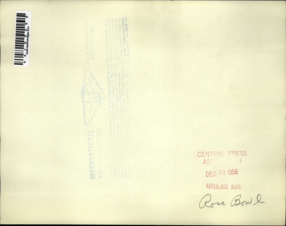 1956 Press Photo The Queen's float at the Pasadena Rose Parade