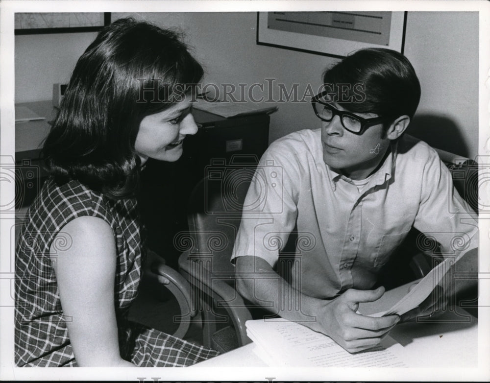 1968 Press Photo Frederick Gibbon & Kay Kaiser at Battelle Institute