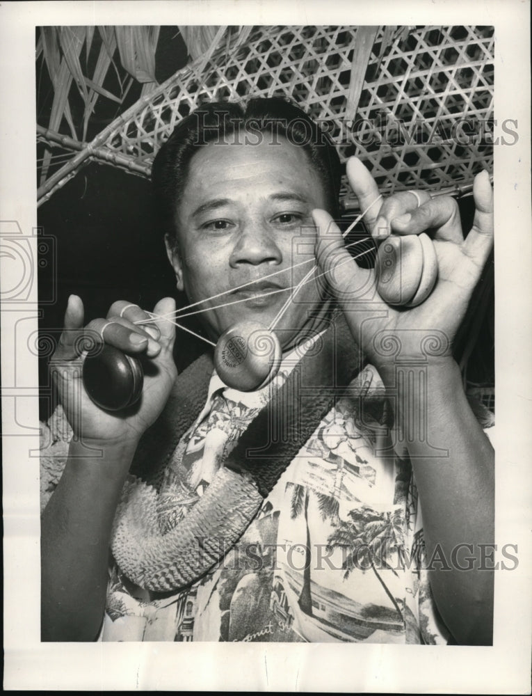 1956 Press Photo Benaventura Parel Rol cook for Adlai Stevenson in Illl.