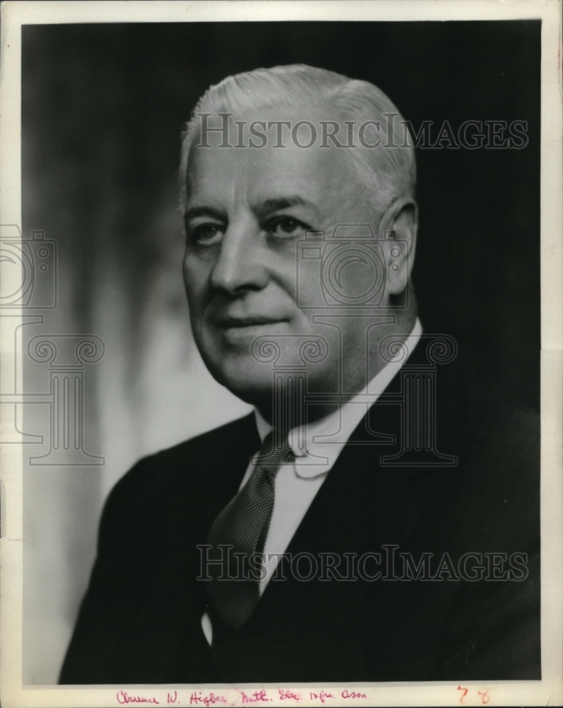 Load image into Gallery viewer, 1962 Press Photo Clarence W Hughes Natl Electric Mfgs consultant
