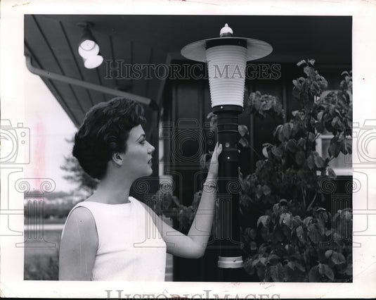 1964 Press Photo New electric post lights for outdoor decoration