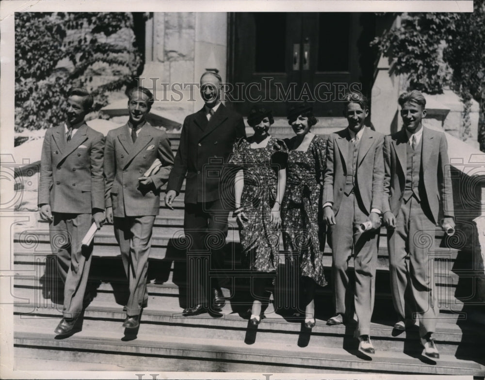 1933 Press Photo 3 sets of twins enroll at Northwestern University, Evanston IL
