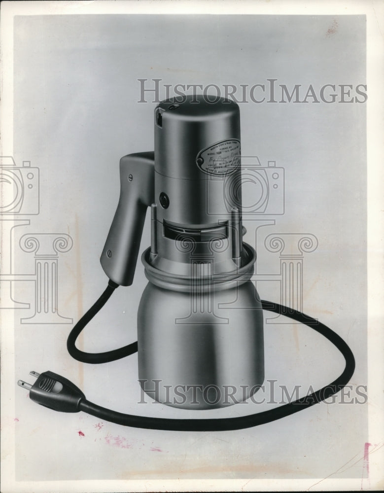Load image into Gallery viewer, 1957 Press Photo New spray gun for painting by Rogers Rotary
