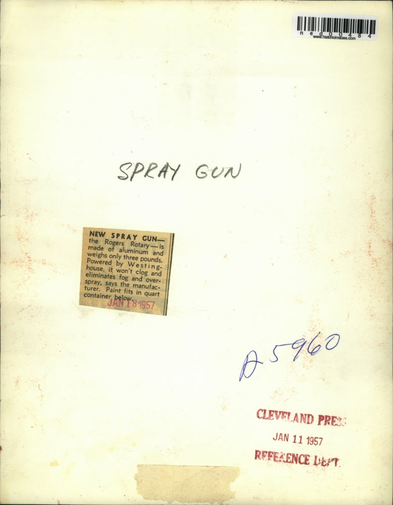 Load image into Gallery viewer, 1957 Press Photo New spray gun for painting by Rogers Rotary
