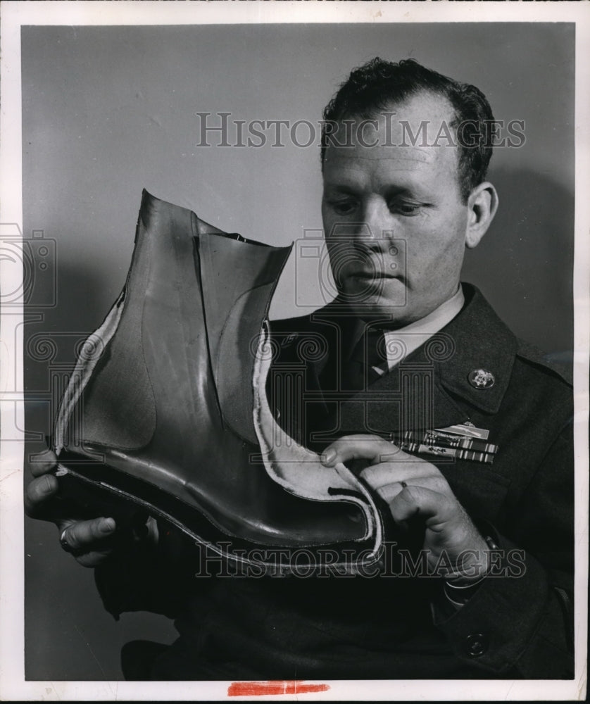 1951 Press Photo US Army's standard wet-cold weather new insulated combat boot