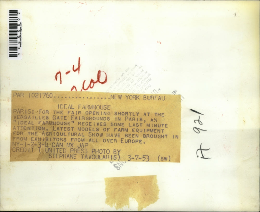 1953 Press Photo Latest model of the ideal farm house was exhibited at a fair