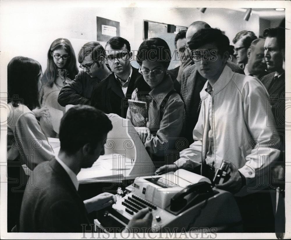 1969 Press Photo Drivers Training
