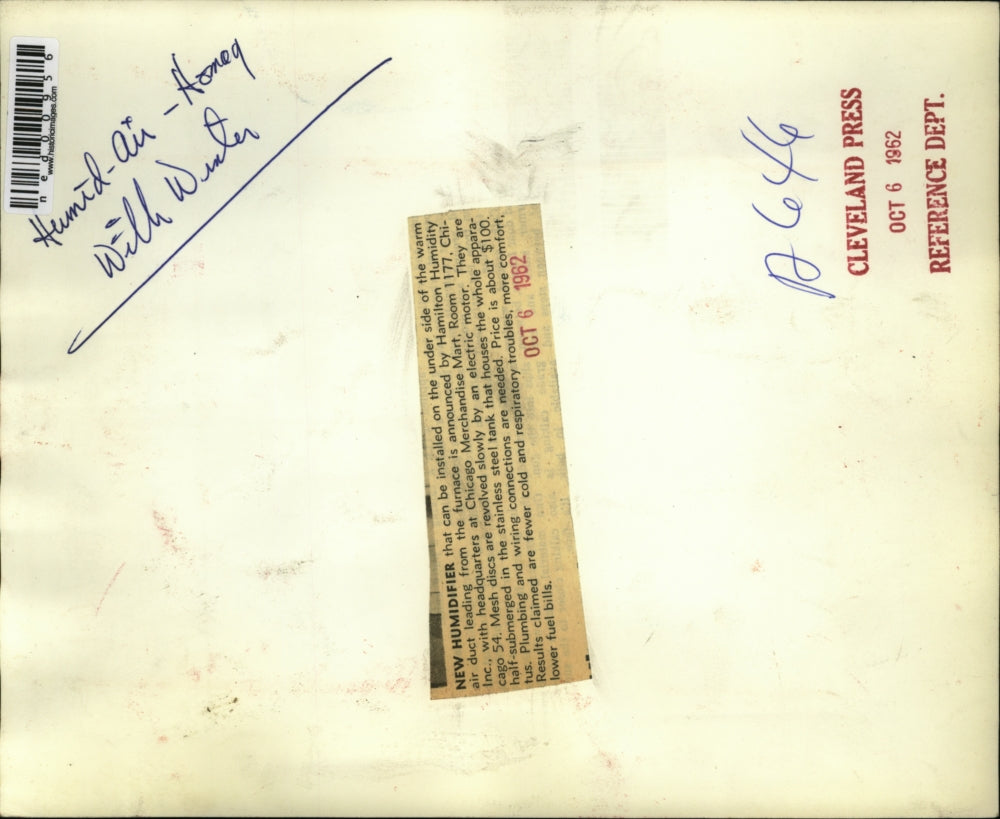 1962 Press Photo New humidifier installed by Hamilton Humidity Inc