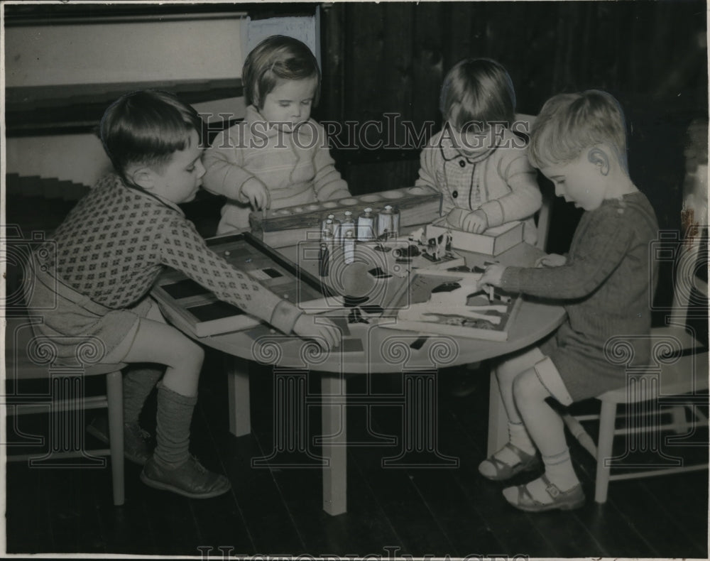 1941 Press Photo St Christophers Nursery at Tramin College in England
