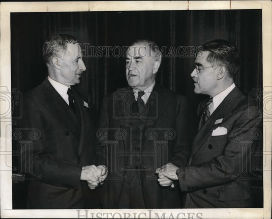 1941 Press Photo New officers at the Waldorf-Astoria Hotel in New York City