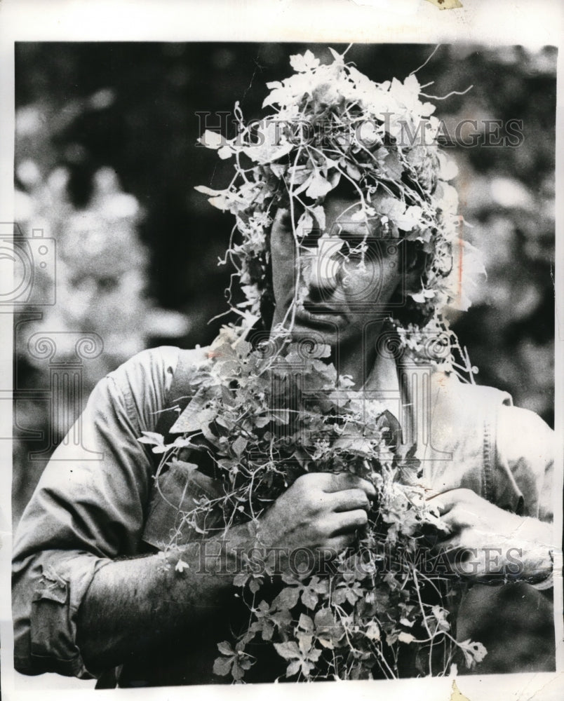 1970 Press Photo Miami Fla. Timothy Pruto Univ of Miami ROTC camo - ned01194