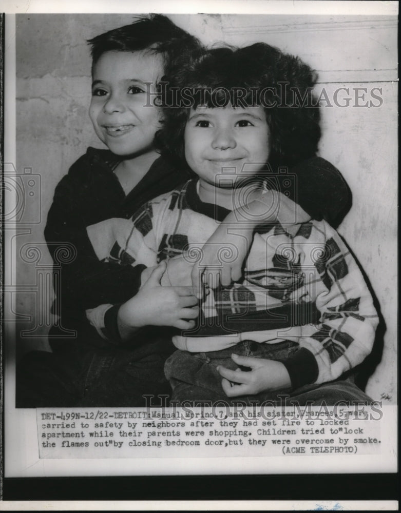Load image into Gallery viewer, 1951 Press Photo Detroit Manual Morino and sister Vrances
