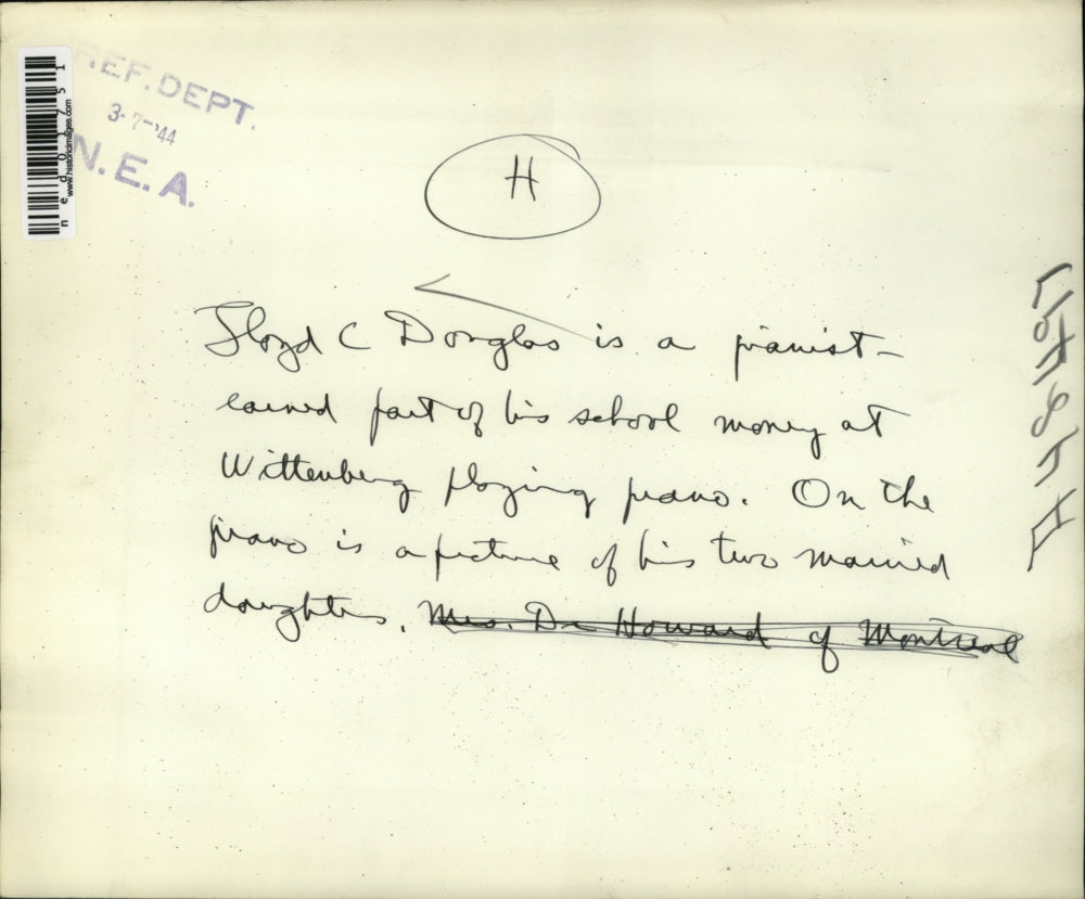 1944 Press Photo Floyd C Douglas pianist at Wittenberg school - ned01751