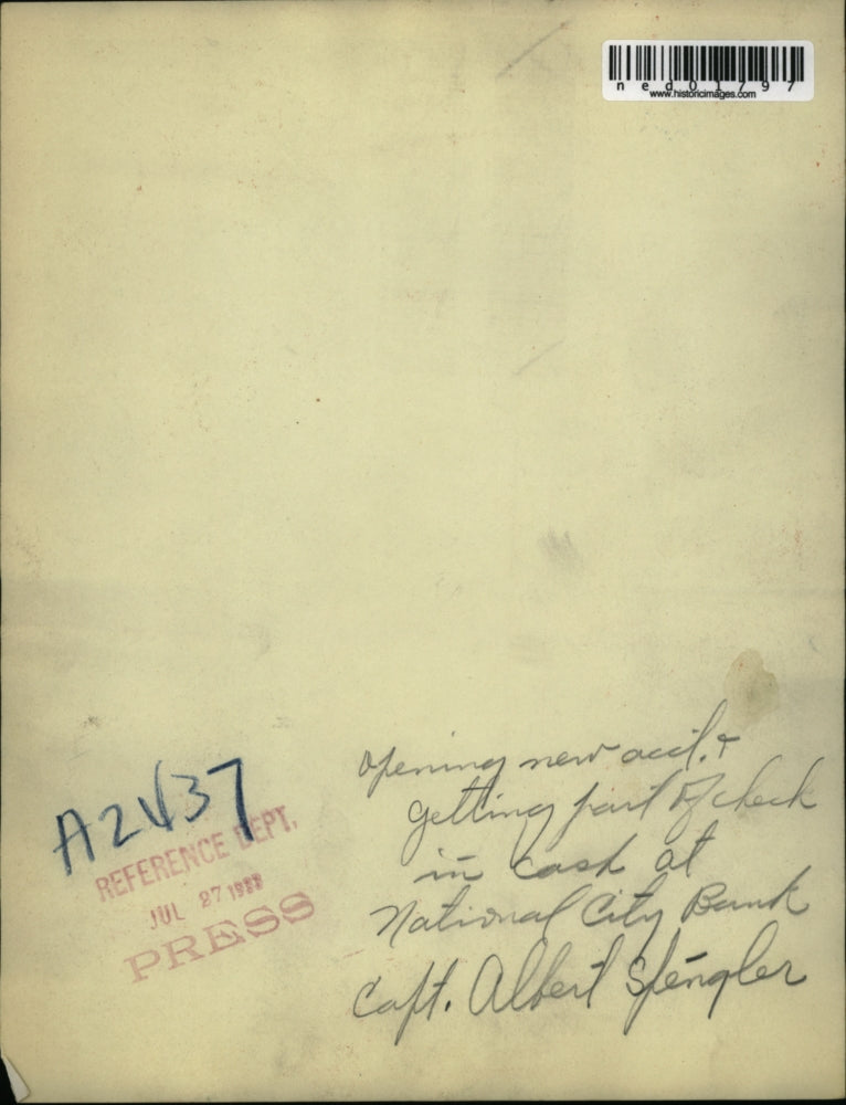 1937 Press Photo National City Bank opens, Capt Albert Spengler & customer