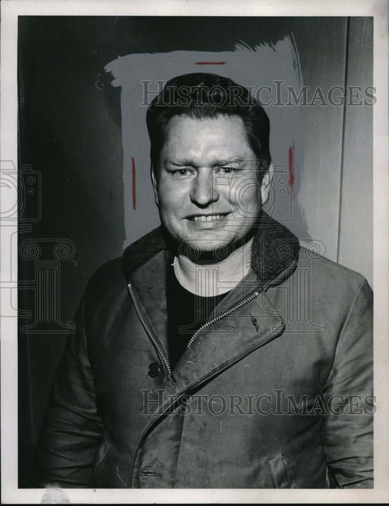 Press Photo Leroy Layne boat livery operator