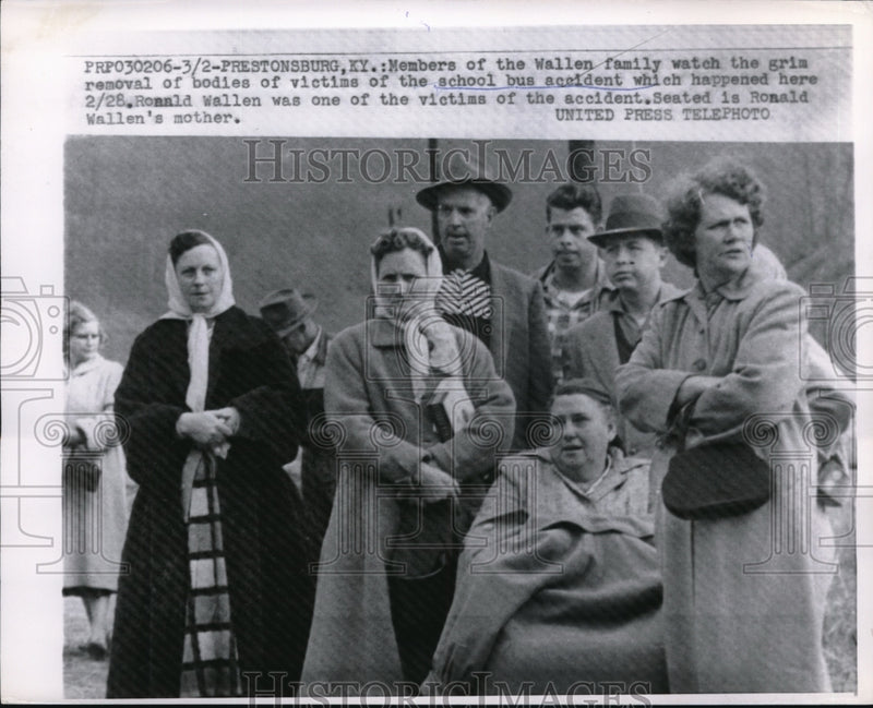 Load image into Gallery viewer, 1958 Press Photo Watching the removal of bodies from a school bus accident.

