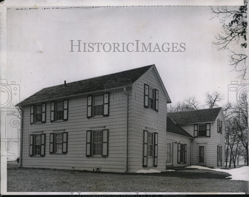 Load image into Gallery viewer, 1934 Press Photo Home of Mrs Wm Rafferty at Morocco, Ind
