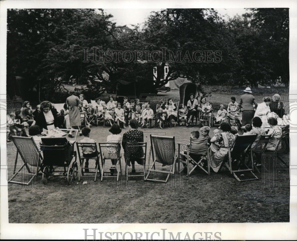 1941 Press Photo istol England Duchess of Beaufort's estate now Hinnegar camp