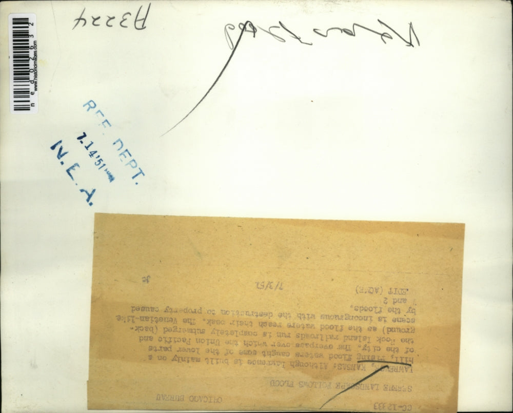 1951 Press Photo Lawrence Kan rising flood waters submerge overpass